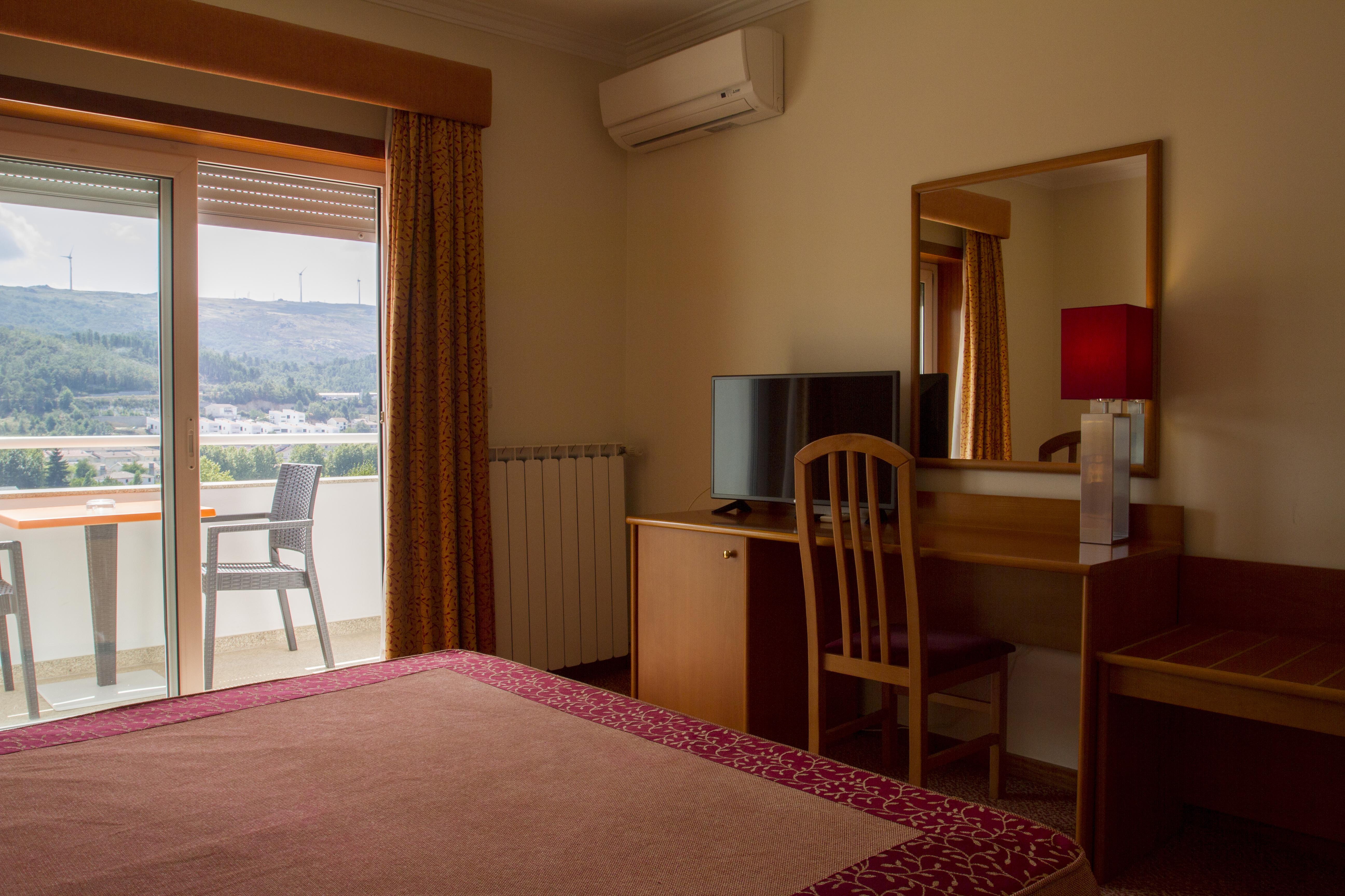 Hotel Aguiar Da Pena 빌라 푸카 데 아기아르 외부 사진