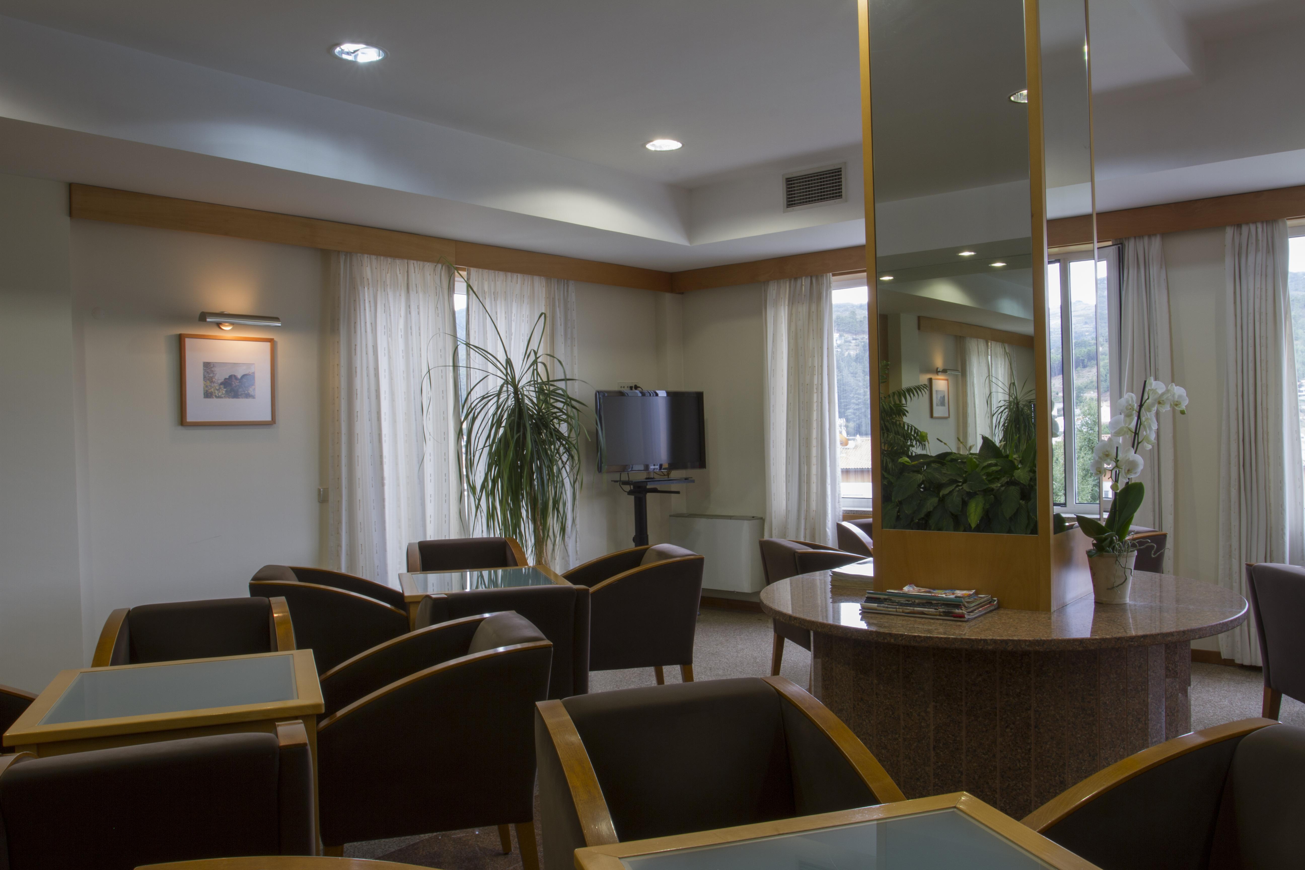 Hotel Aguiar Da Pena 빌라 푸카 데 아기아르 외부 사진