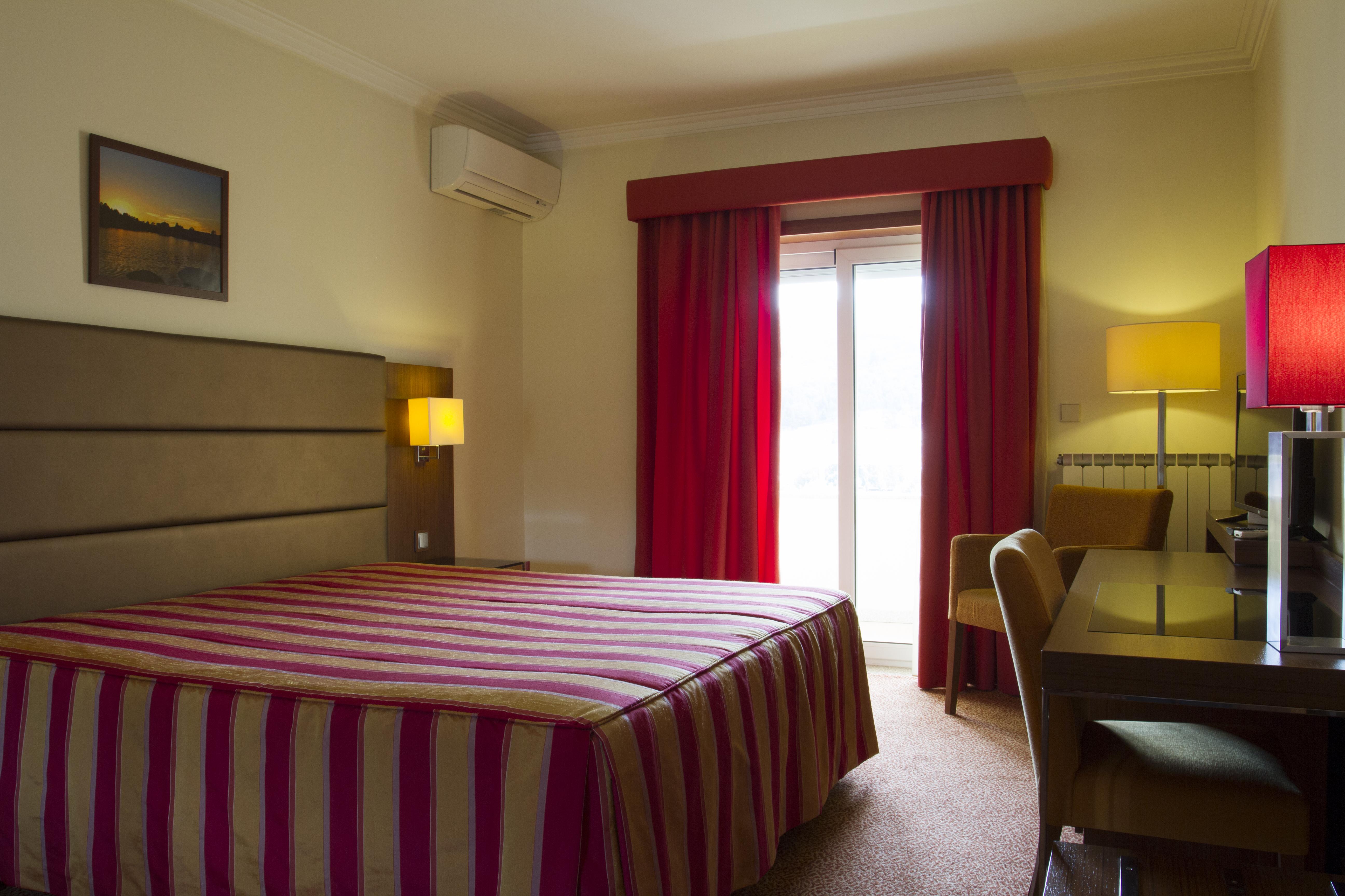 Hotel Aguiar Da Pena 빌라 푸카 데 아기아르 외부 사진