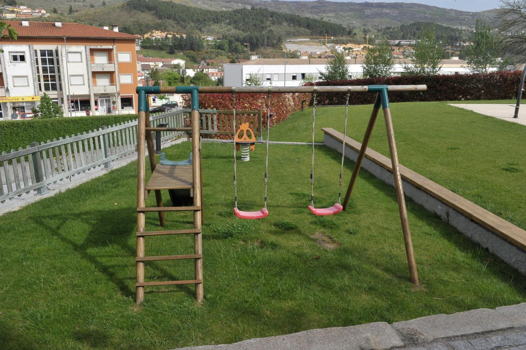 Hotel Aguiar Da Pena 빌라 푸카 데 아기아르 외부 사진