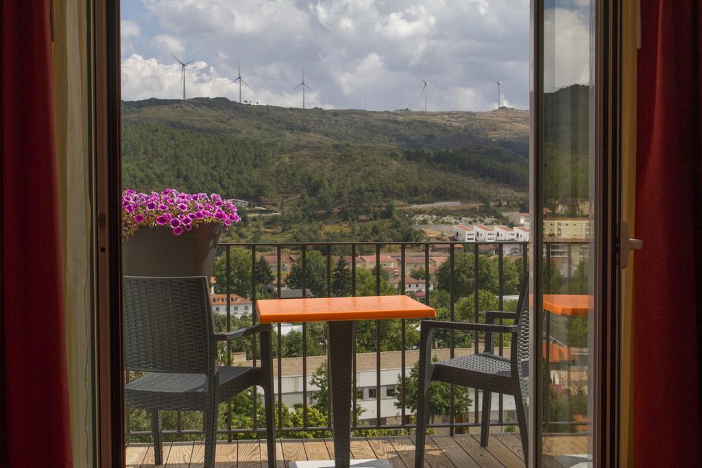 Hotel Aguiar Da Pena 빌라 푸카 데 아기아르 외부 사진