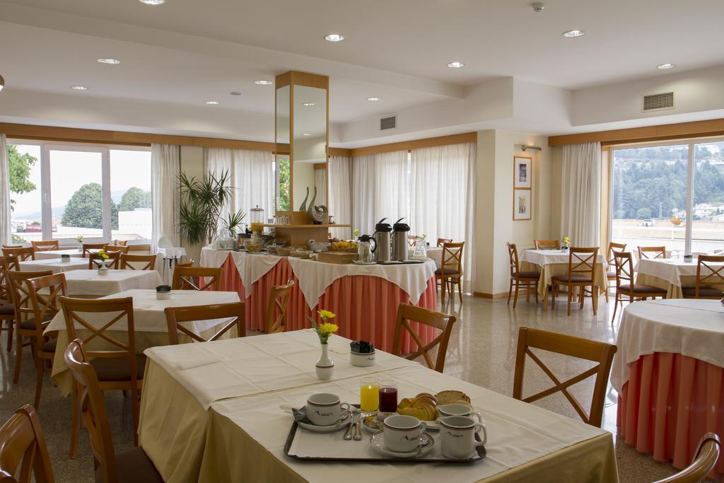 Hotel Aguiar Da Pena 빌라 푸카 데 아기아르 외부 사진